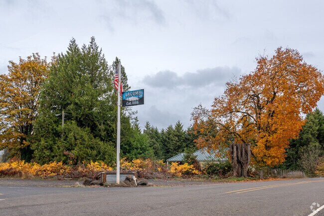Signage greets you as you enter the Lacomb neighborhood.
