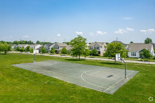 Albany Crossing Park's basket ball court and other ammenities a few miles from Central College residents.