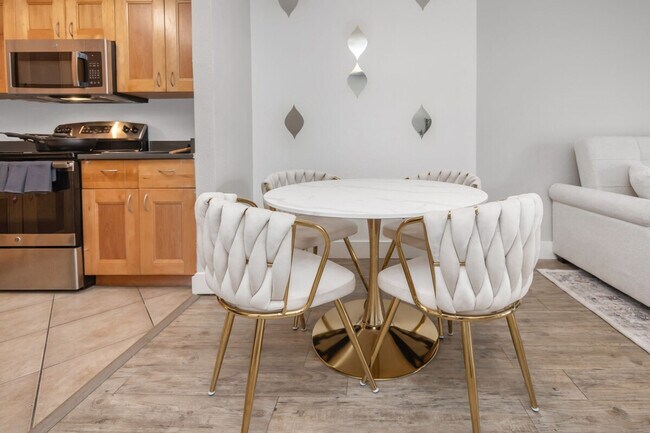 4307 W Kennedy Blvd unit ID1365974P, Tampa, FL 33609 - photo 4