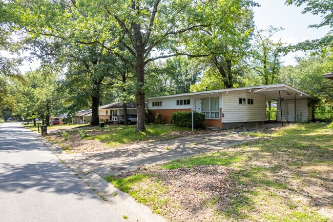 Enjoy the shade from the Arkansas sun in 65th Street West.