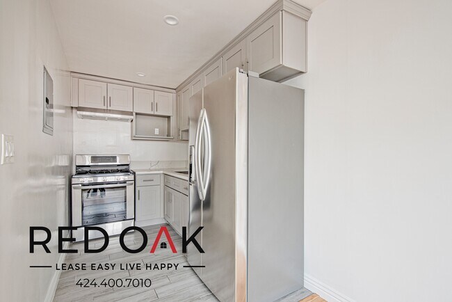 1023 N Hayworth Ave unit 4, Los Angeles, CA 90046 - photo 3