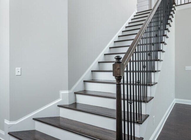 2514 Ooltewah Ringgold Rd unit 36464703, Ooltewah, TN 37363 - photo 2