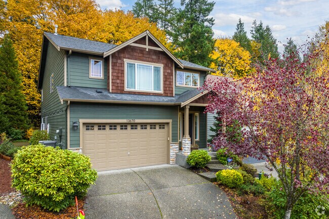 Homes in The Wedge provide serene spaces for relaxation.