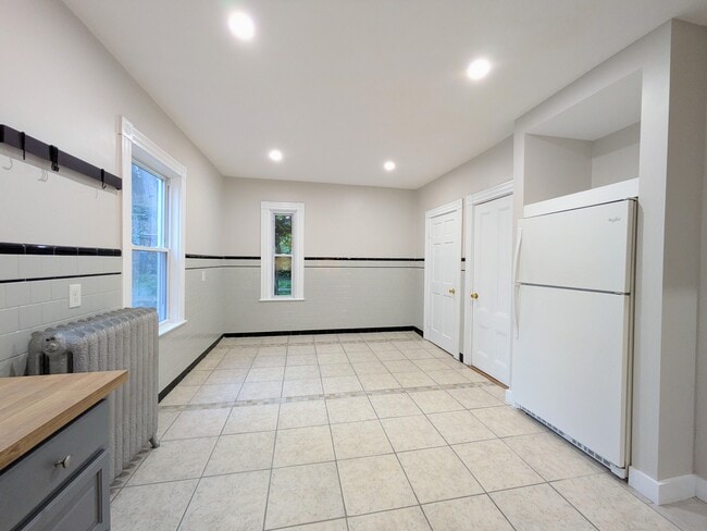 Kitchen - Dining Area