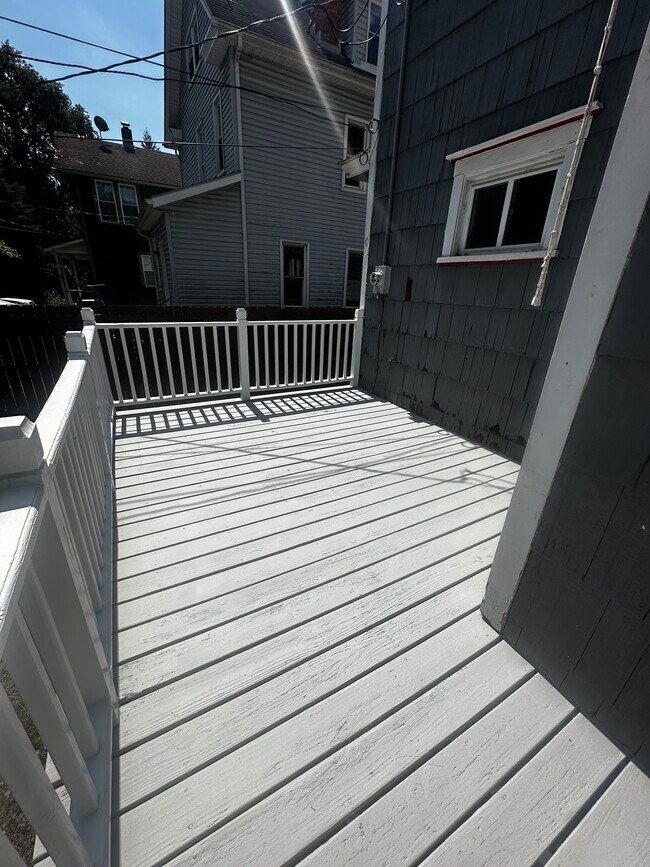 2266 Indiana Ave, Columbus, OH 43202 - photo 6