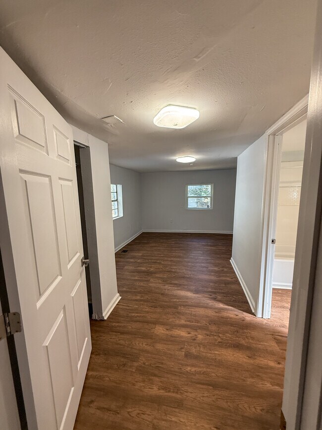 1109 Arkansas St, Tallahassee, FL 32304 - photo 7