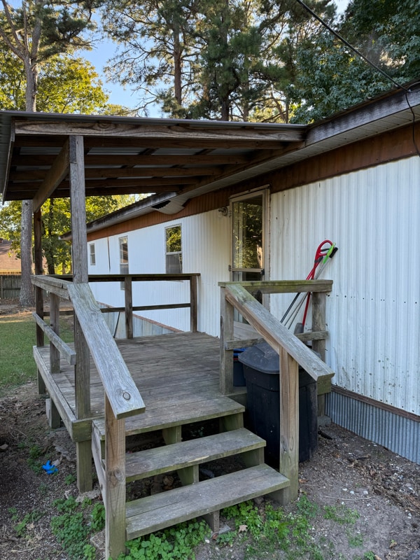 2106 Roach St, Mena, AR 71953
