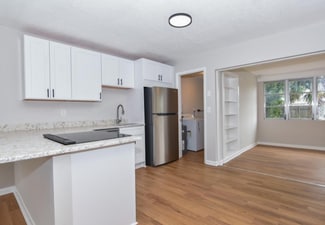 423 SE Parkway Dr, Stuart, FL 34996