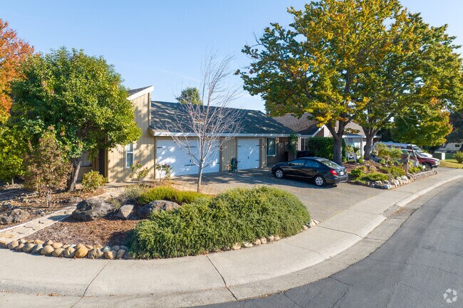 Duplexes can be found throughout Rancho Cordova.
