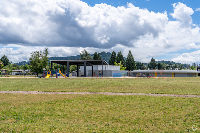 Douglas Gardens Elementary School is a public school in East Springfield.
