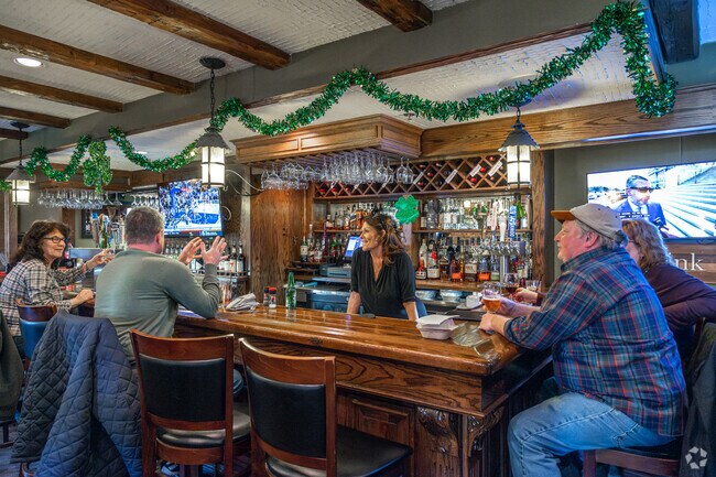 La Taverna in Dayton is a local favorite, serving delicious Italian dishes in a cozy and welcoming setting.