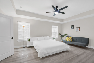 68 W Esther St, Orlando, FL 32806