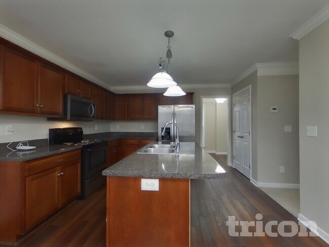 1007 Golf View Way, Spring Hill, TN 37174 - photo 5