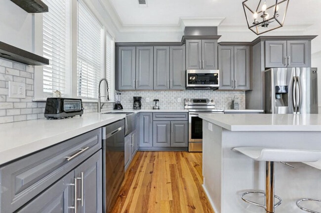 1212 Carondelet St unit ID1269967P, New Orleans, LA 70130 - photo 5