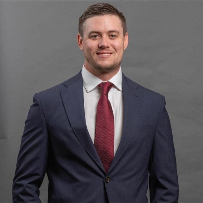 Agent Photo