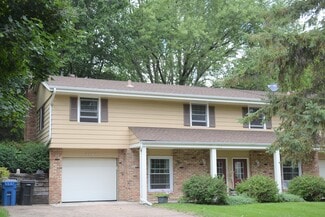 5580 Shorewood Ln, Shorewood, MN 55331