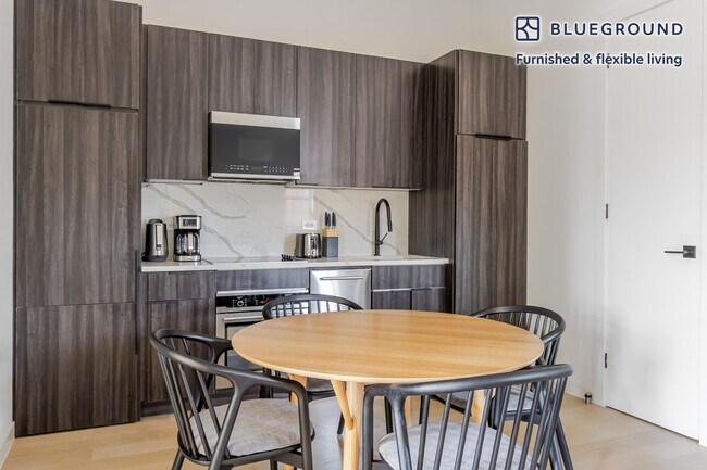 131 Greenpoint Ave unit FL4-ID1896, Brooklyn, NY 11222 - photo 7