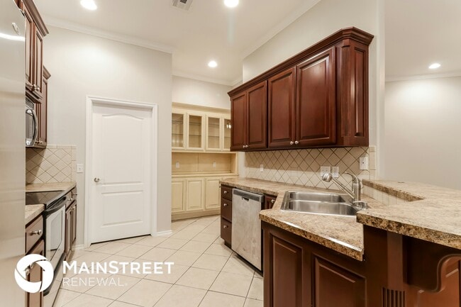 201 Stone Ridge Ln, Midwest City, OK 73130 - photo 7