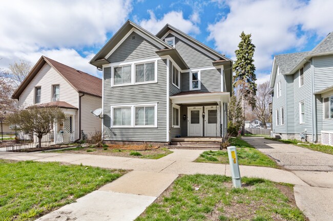 26 6th St NW, Faribault, MN 55021 - photo 3