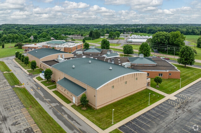 South Side Middle School is attached to the Columbiana High School building.
