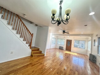 13452 175th St, Jamaica, NY 11434