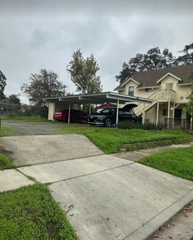 1503 El Monte Ave unit 1, Sacramento, CA 95815 - photo 5