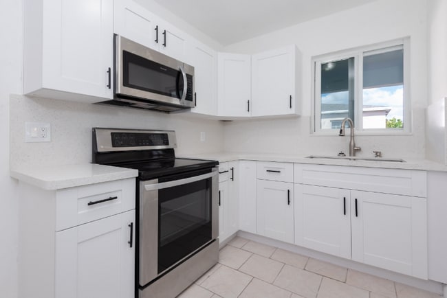 143 NW 43rd Place unit 143, Miami, FL 33126 - photo 3