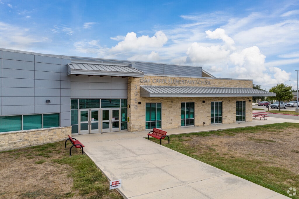 Oak Creek Elementary is a great place for students to learn and grow.
