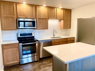 2020 W Plum St, Fort Collins, CO 80521