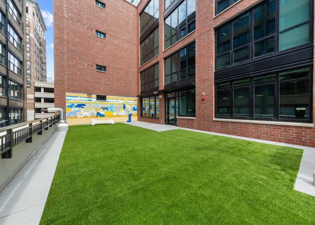 800 N Wells St unit 1401, Chicago, IL 60610 - photo 7