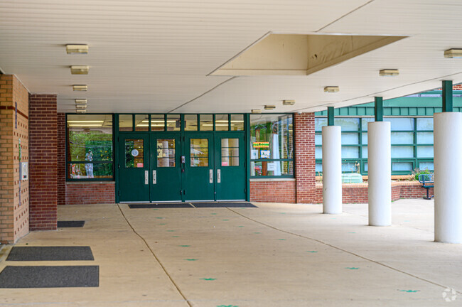 Twain Middle entrance in  Rose Hill, Alexandria VA.