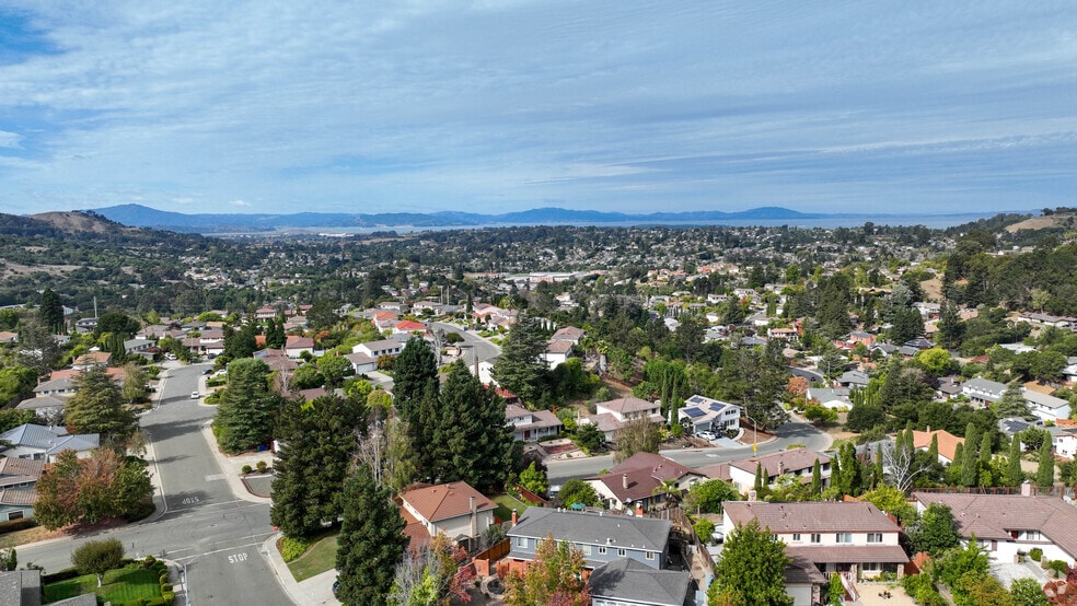 El Sobrante Hills