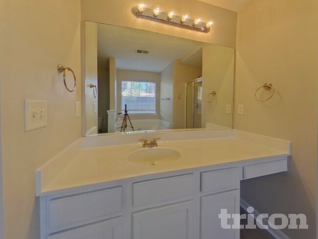 5545 Amber Cove Way, Flowery Branch, GA 30542 - photo 6