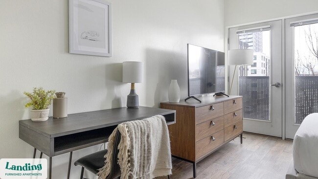 1430 NW Pettygrove St unit E313, Portland, OR 97209 - photo 4