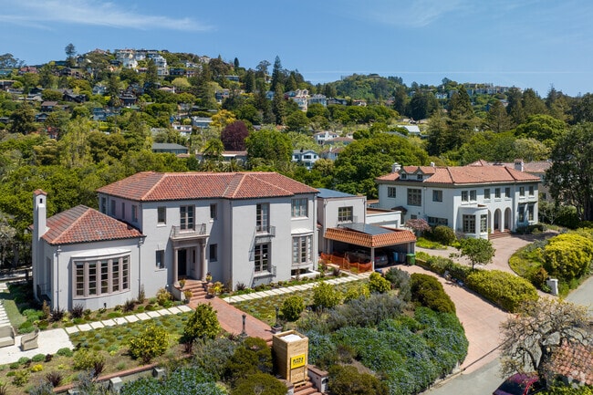 Claremont’s elegant homes seamlessly blend into the hills overlooking Oakland and Berkeley.