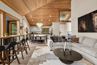 70335 Sword Fern Unit ID1341340P, Sisters, OR 97759