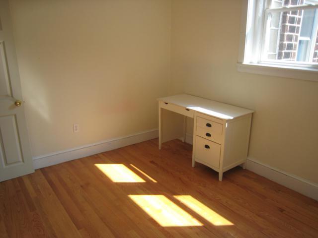 66 Egmont St unit 4, Brookline, MA 02446 - photo 5