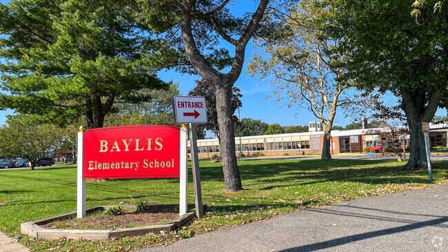 Baylis Elementary School students will graduarte from Syosset High School
