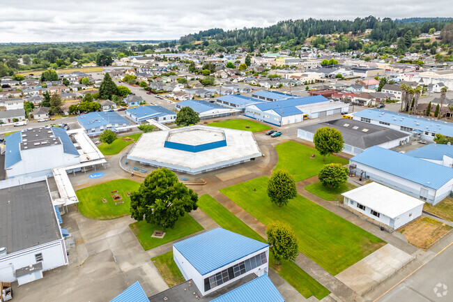 Teachers at Fortuna Union High School are nurturing and knowledgeable.