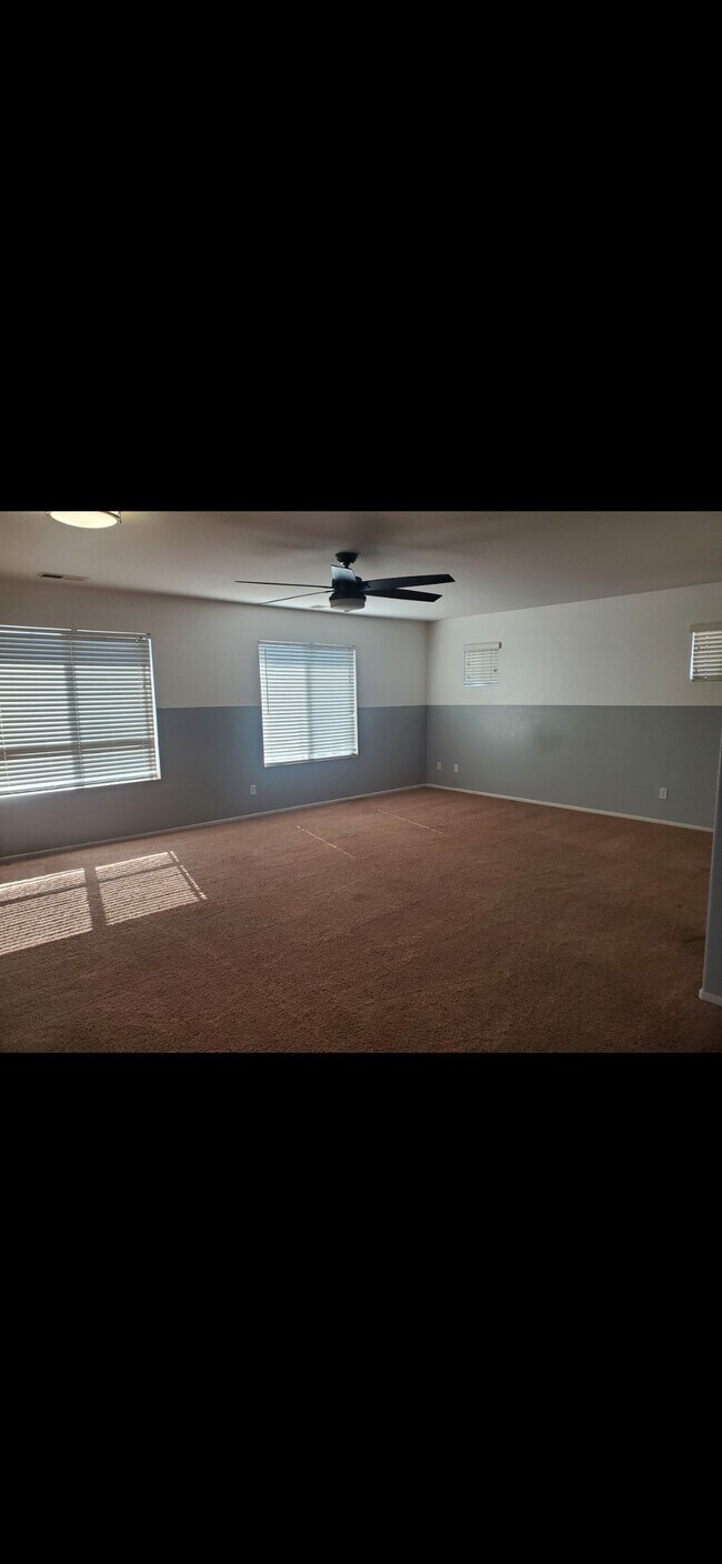 main living room (right side)