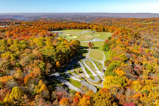 Highland Regional Park is a large park in Richland offering various recreational opportunities.