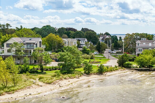 This row of homes along the Barrington River in the Alfred Drowne neighborhood have nice views.