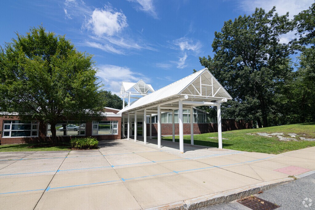 The J. Turner Hood School provides a dynamic and high quality education to all students.