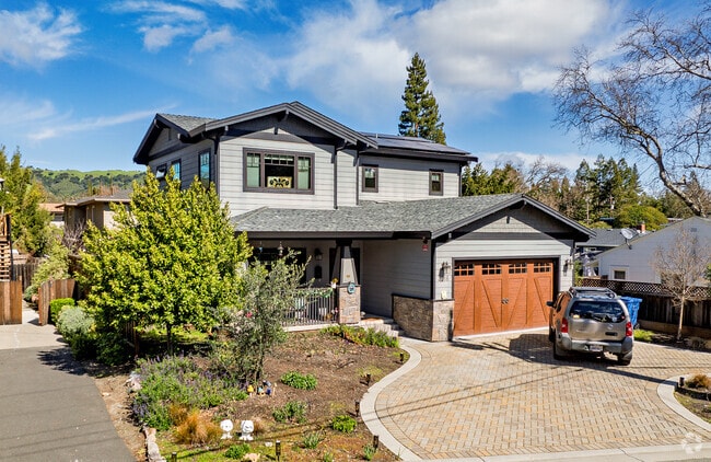 Two story homes can be found in Tanglewood, Lafayette.