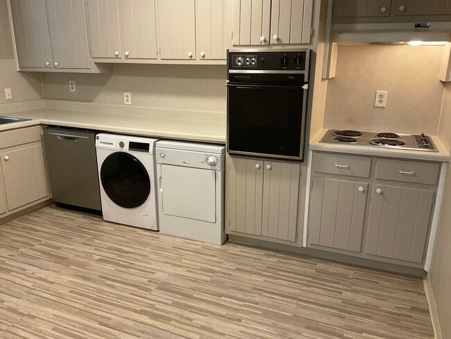 1671 Glenwyck Place, Tucker, GA 30084 - photo 7