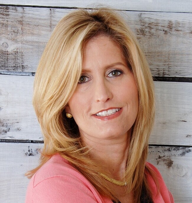 Lisa Aron Williams