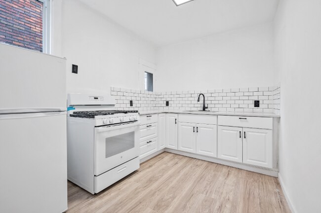 2811 Brentwood Ave unit 1, Pittsburgh, PA 15227 - photo 5