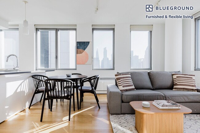 550 W 54th St unit FL32-ID1710, New York, NY 10019 - photo 2