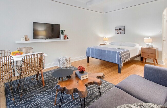 230 E 10th St unit ID1358387P, New York, NY 10003 - photo 6