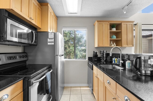 6380 S Boston St unit ID1368840P, Greenwood Village, CO 80111 - photo 2